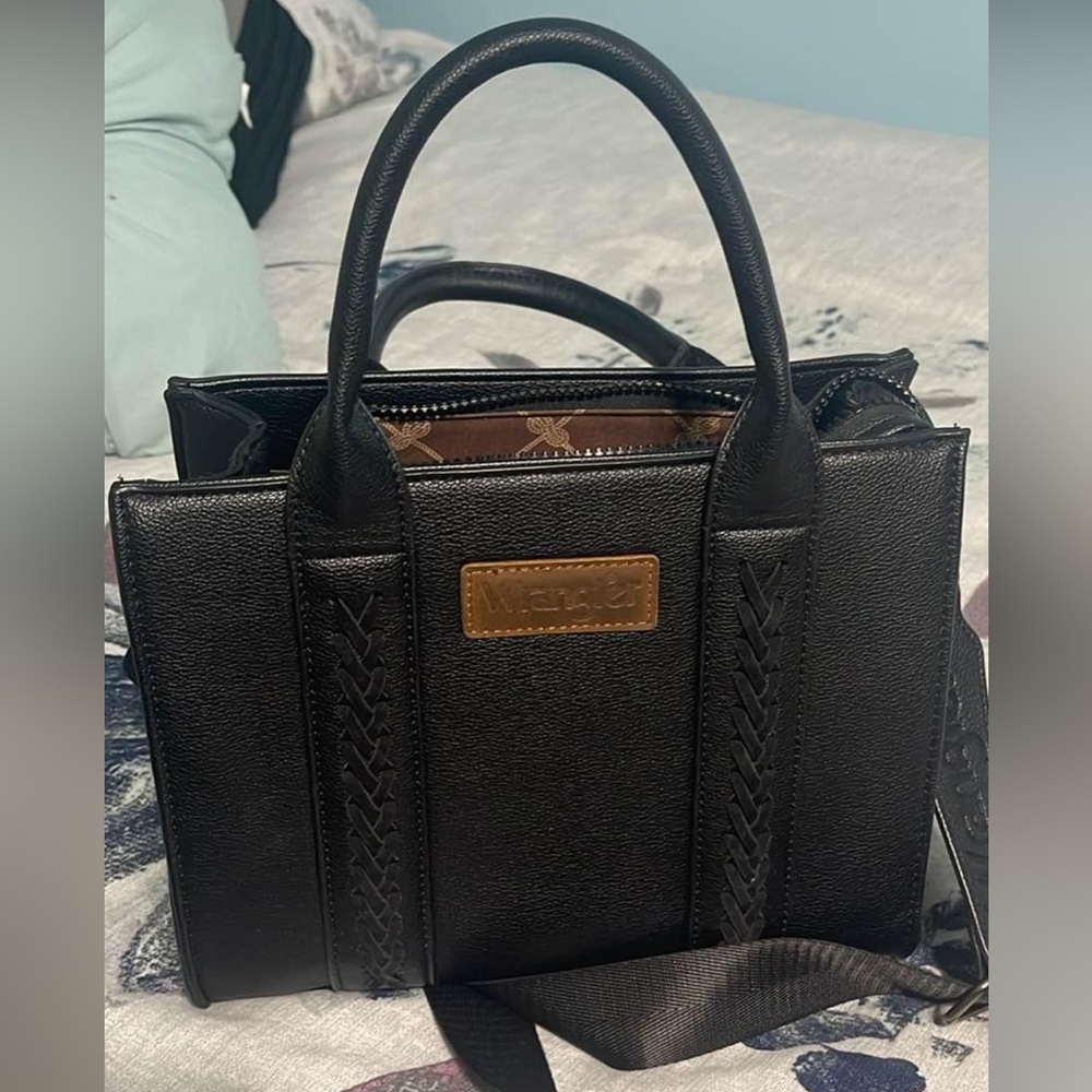 Shoulder bag